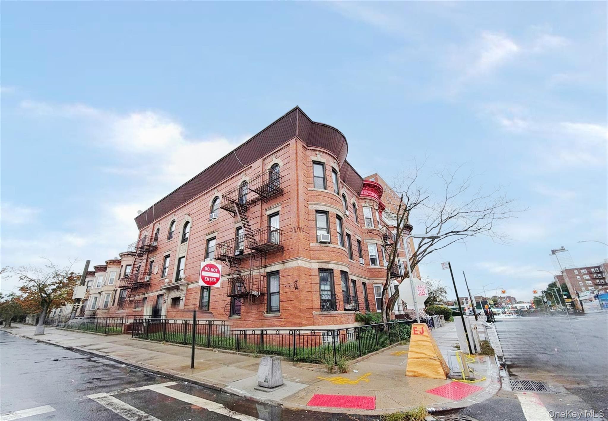 215 Bay 23rd Street Unit: 2A, Brooklyn