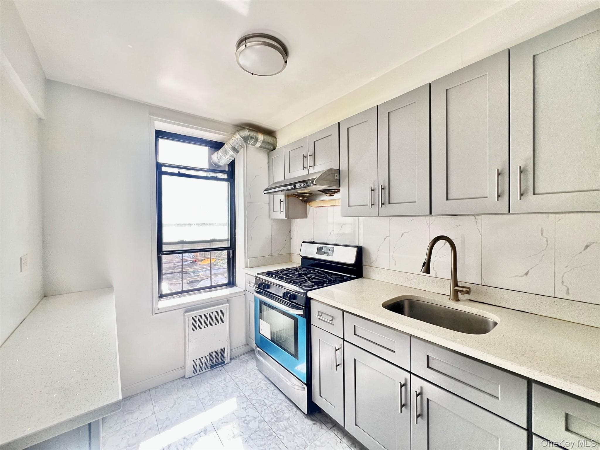 84-25 Elmhurst Avenue Unit: 1V thumbnail 3
