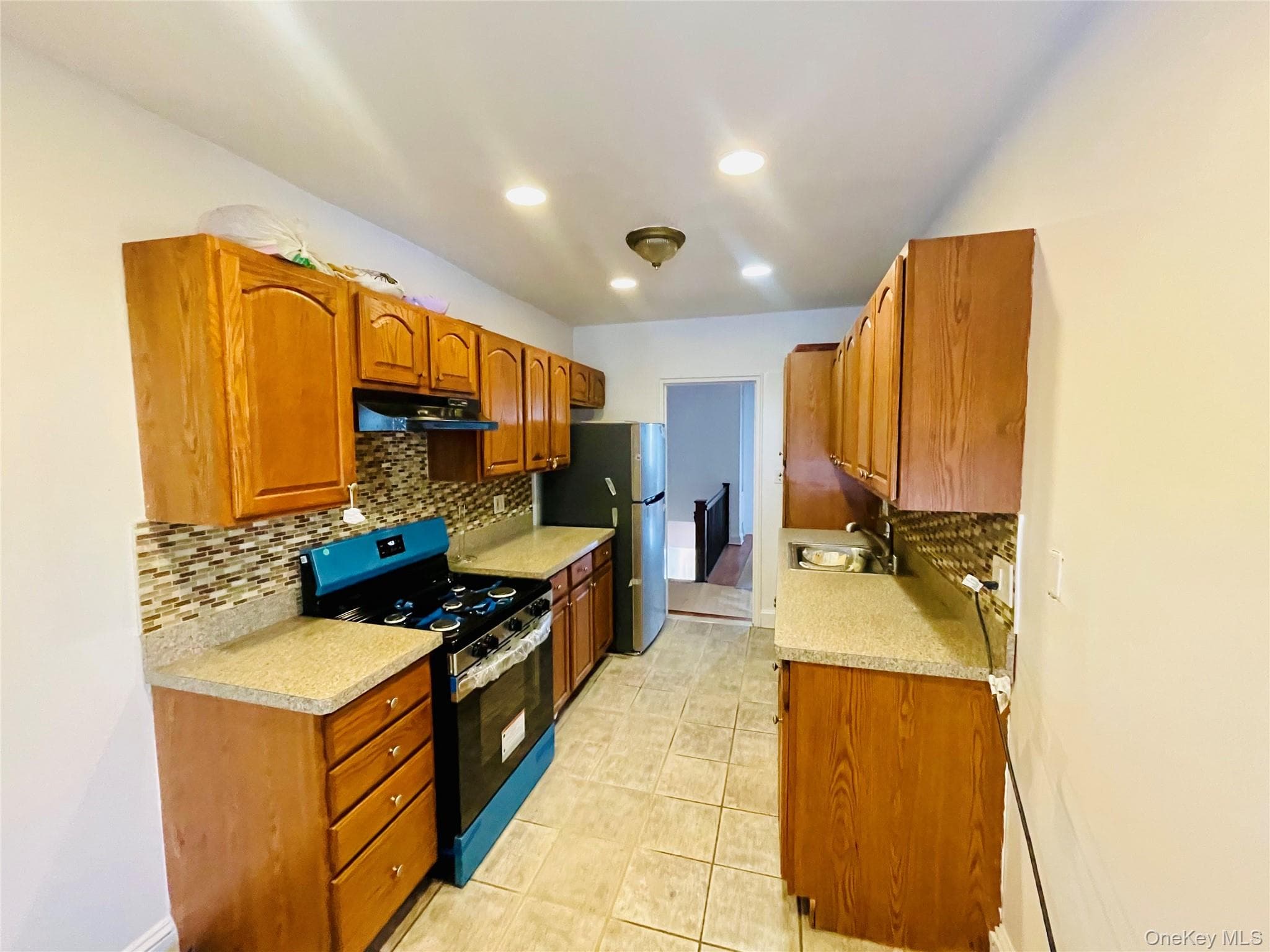 2811 Gunther Avenue thumbnail 6