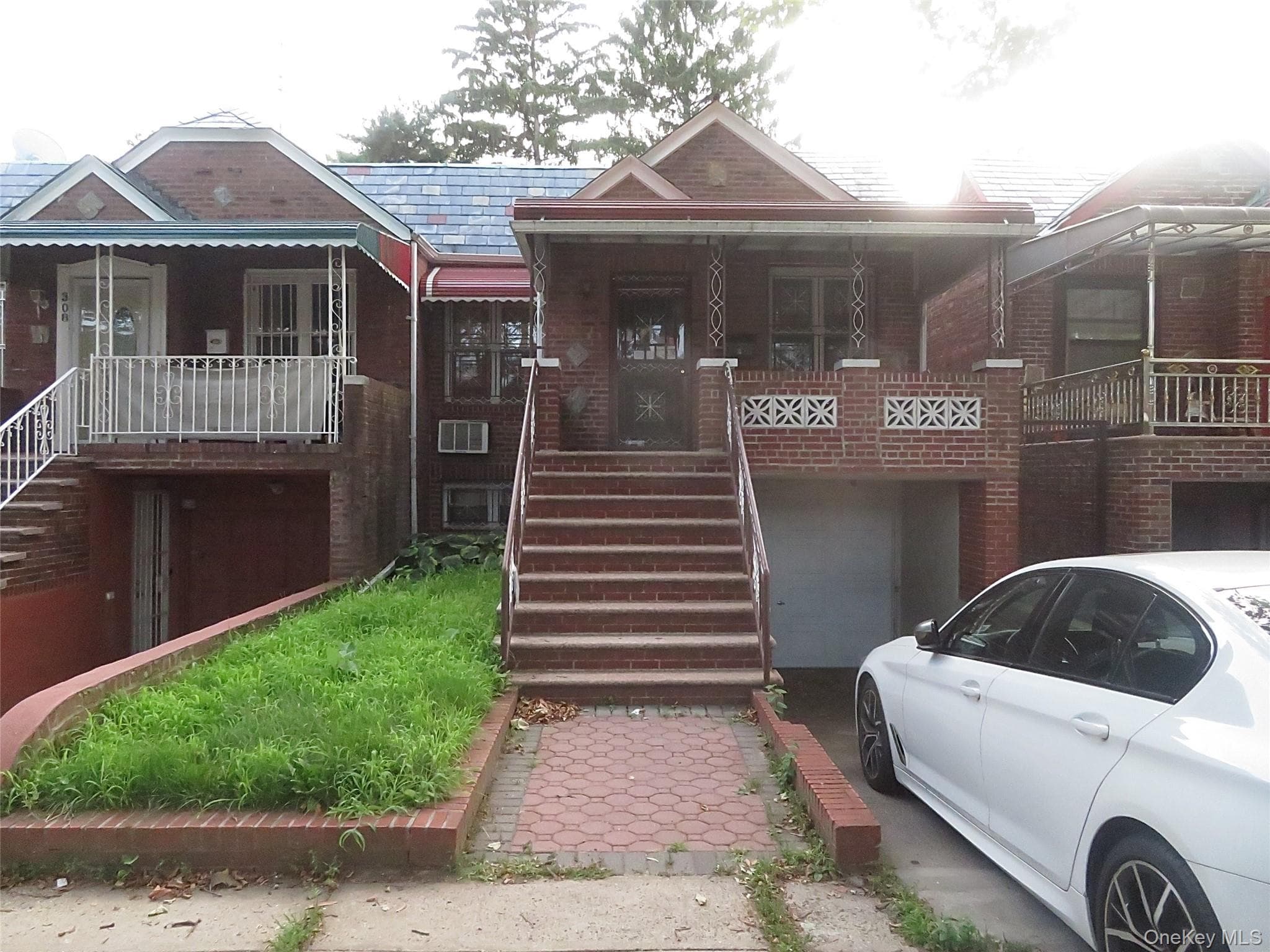 306 E 48th Street photo 1