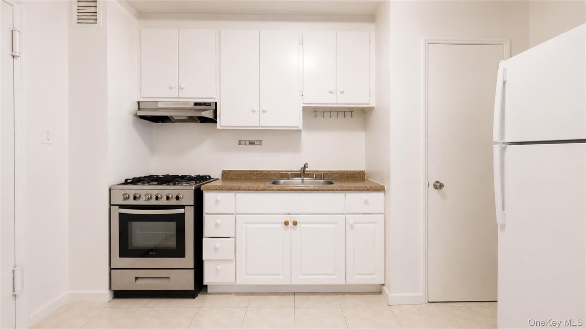 41-50 78th Street Unit: 319 thumbnail 4
