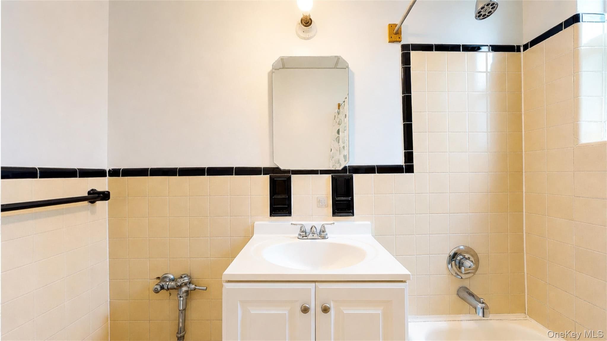 41-50 78th Street Unit: 319 thumbnail 13
