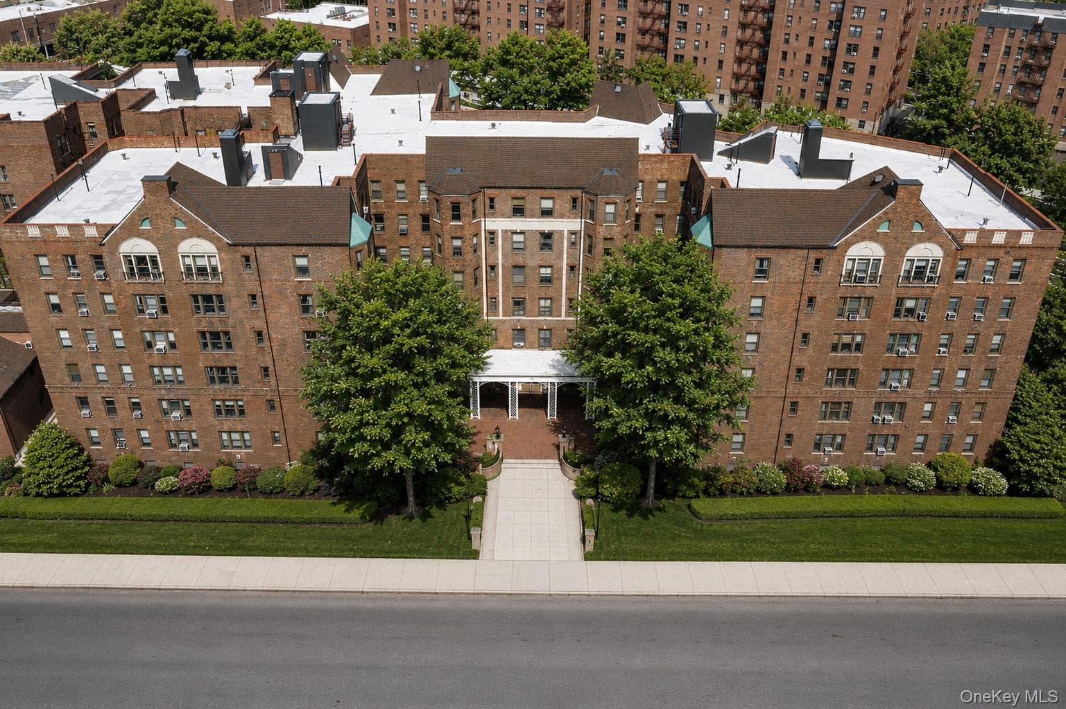 8451 Beverly Road Unit: 1A 10 1U 2U 4N thumbnail 2