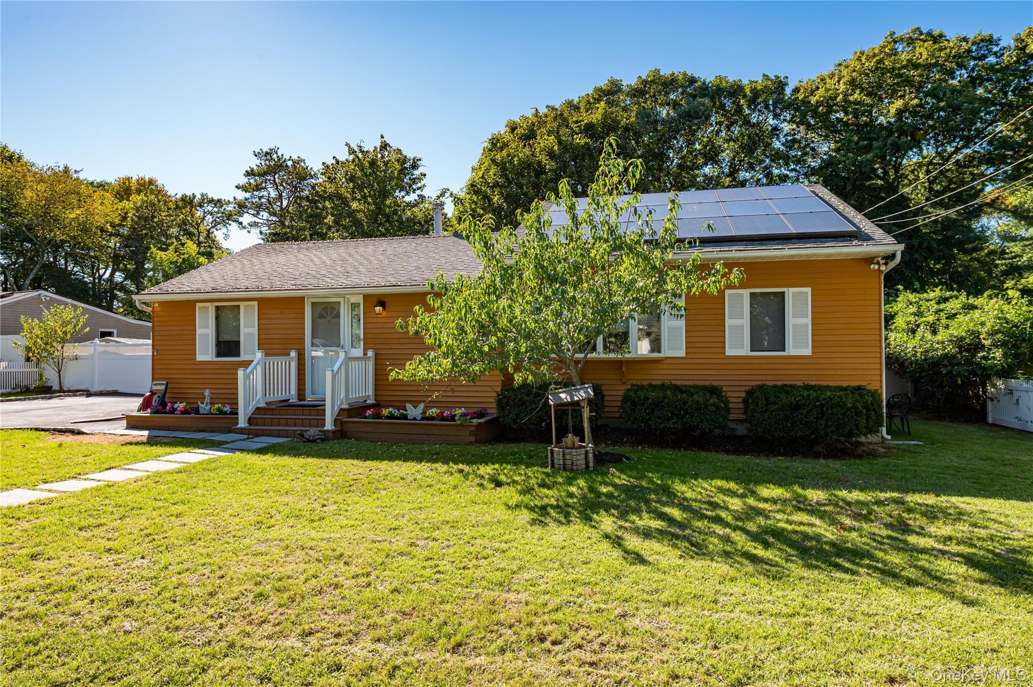 8 Forest Avenue, Medford