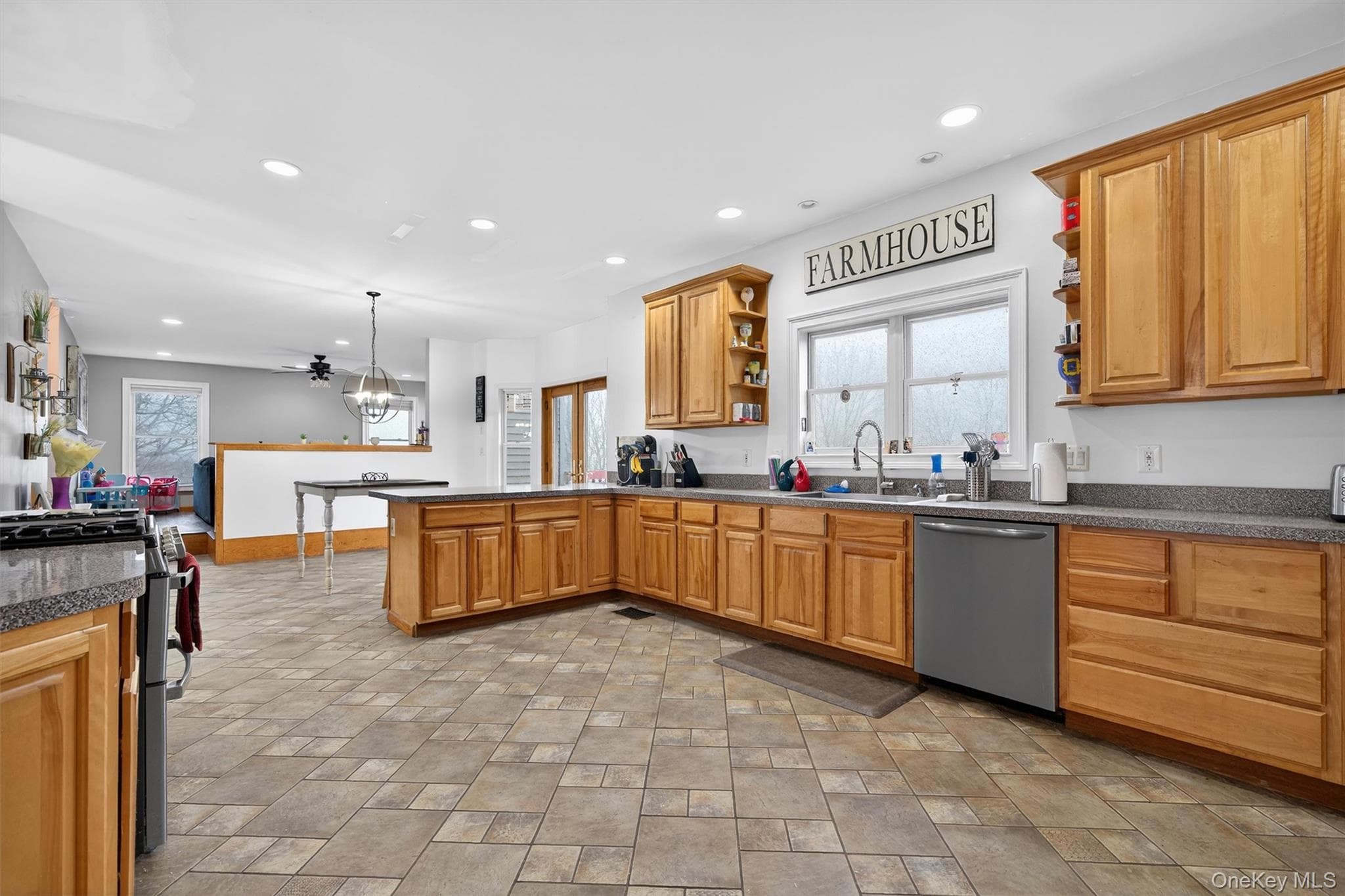 71 Eagle Crest Road thumbnail 20