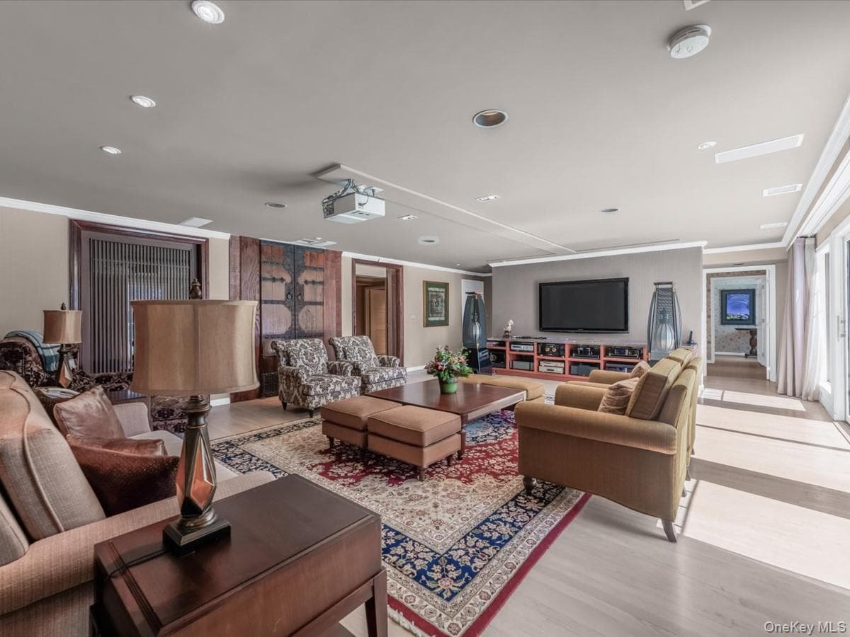 19 Mallard Drive thumbnail 23