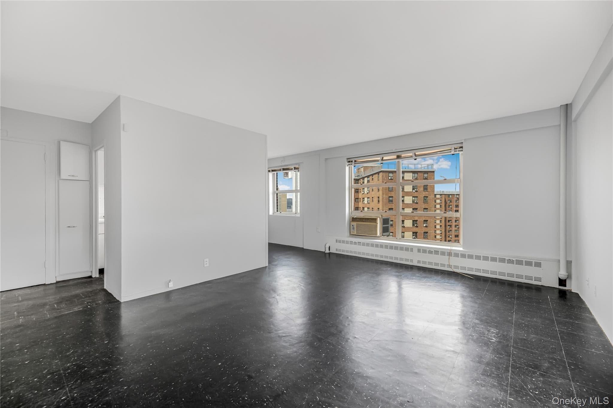 80 La Salle Street Unit: 18c thumbnail 5