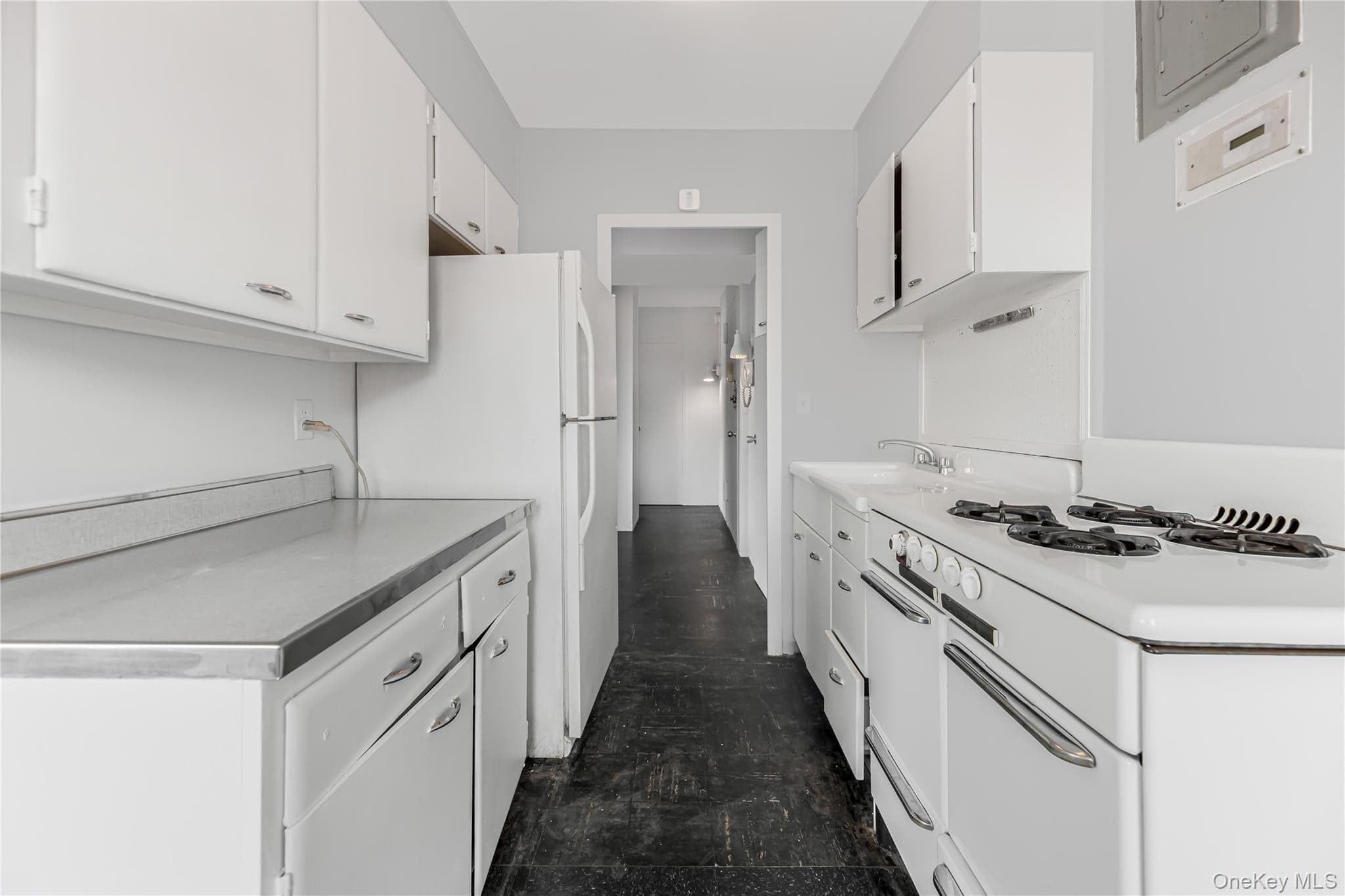 80 La Salle Street Unit: 18c thumbnail 11