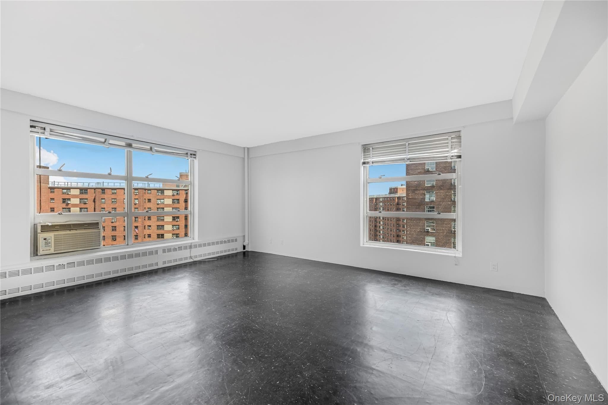 80 La Salle Street Unit: 18c thumbnail 8