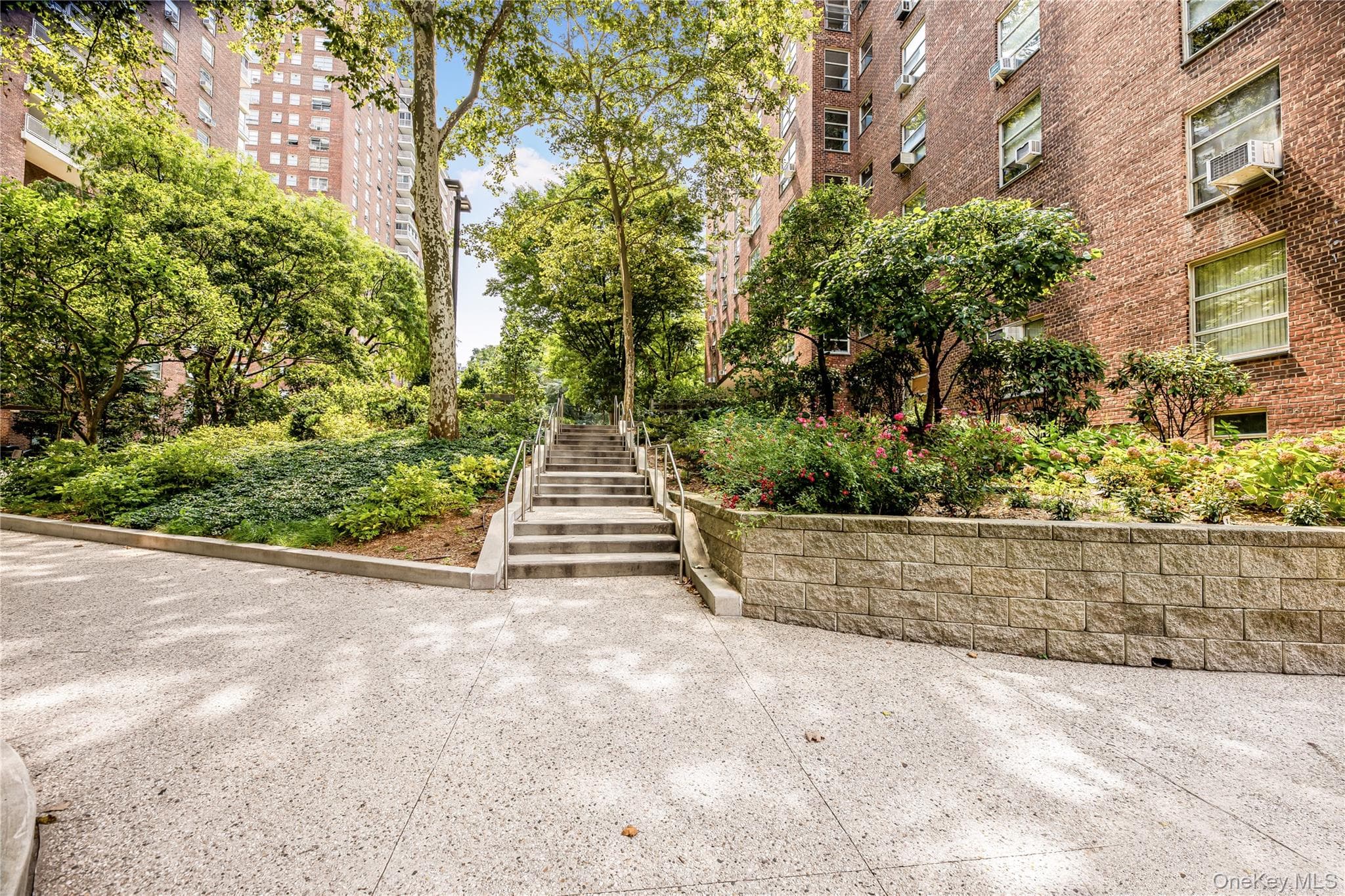 80 La Salle Street Unit: 18c thumbnail 19