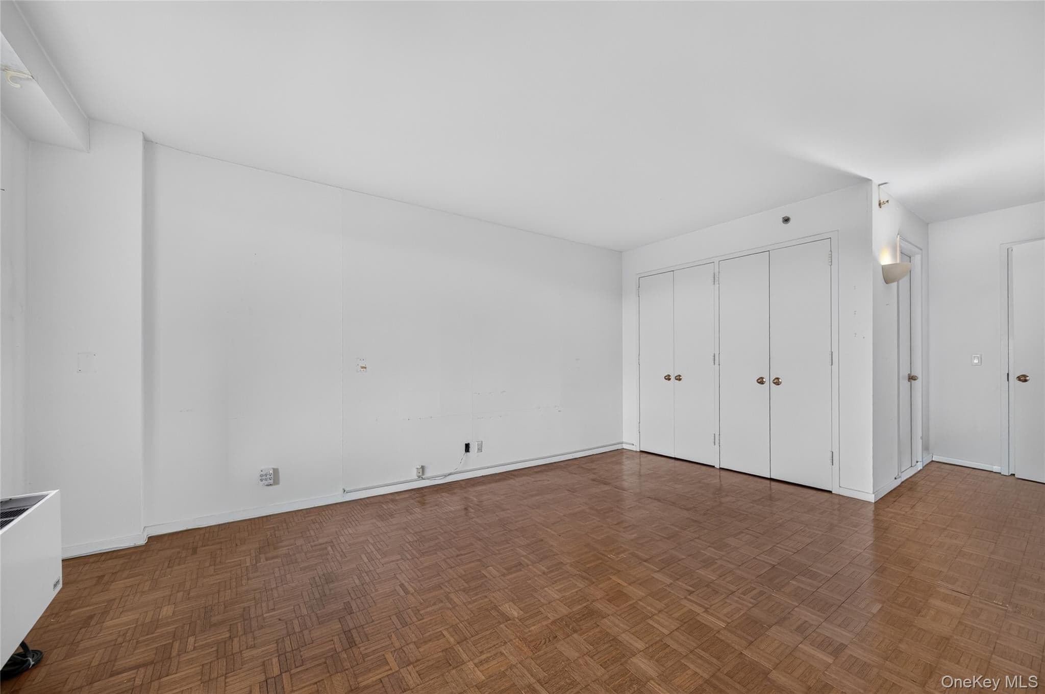 111 Cherry Vallley Avenue Unit: 408W thumbnail 12