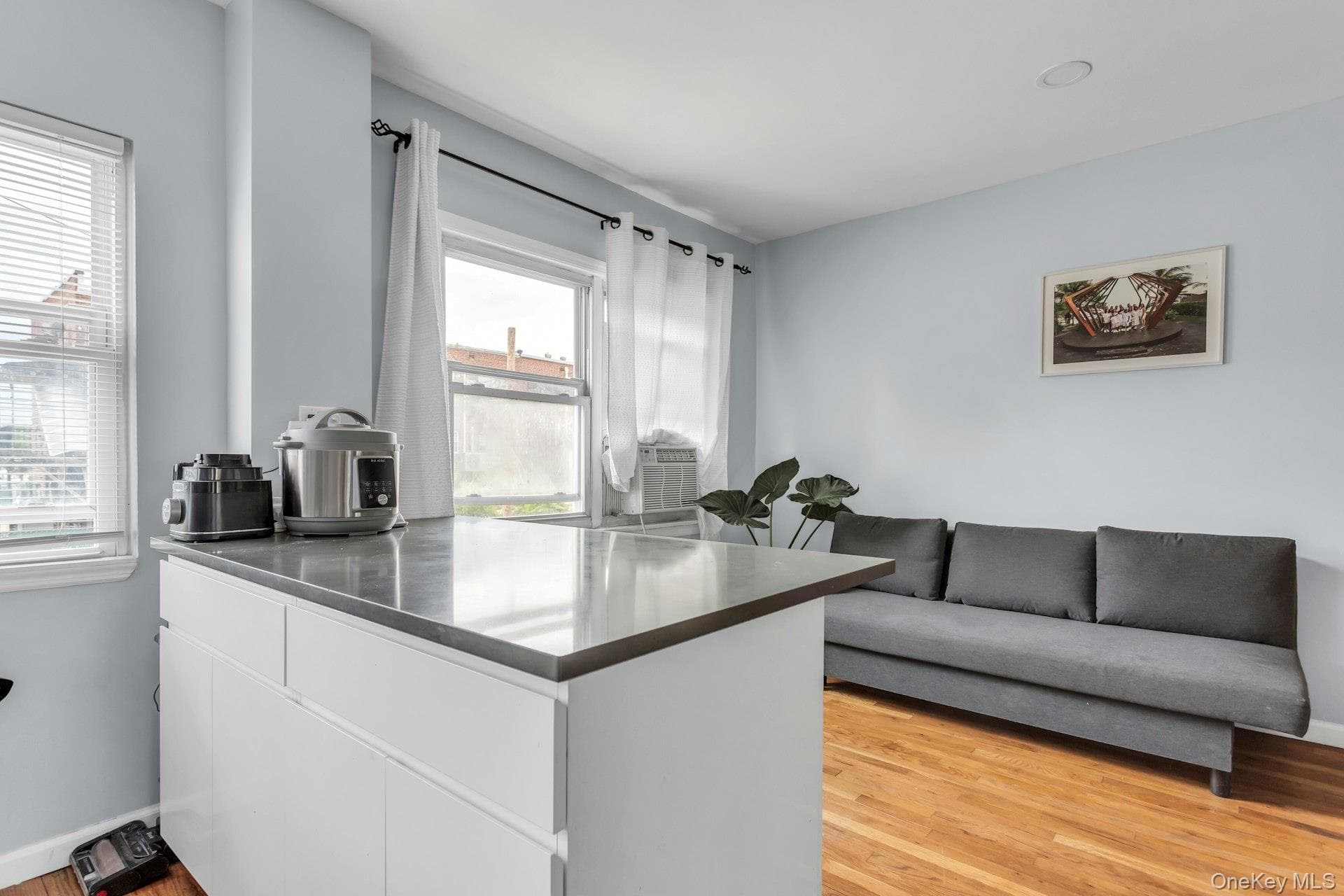 2432 87th Street thumbnail 10