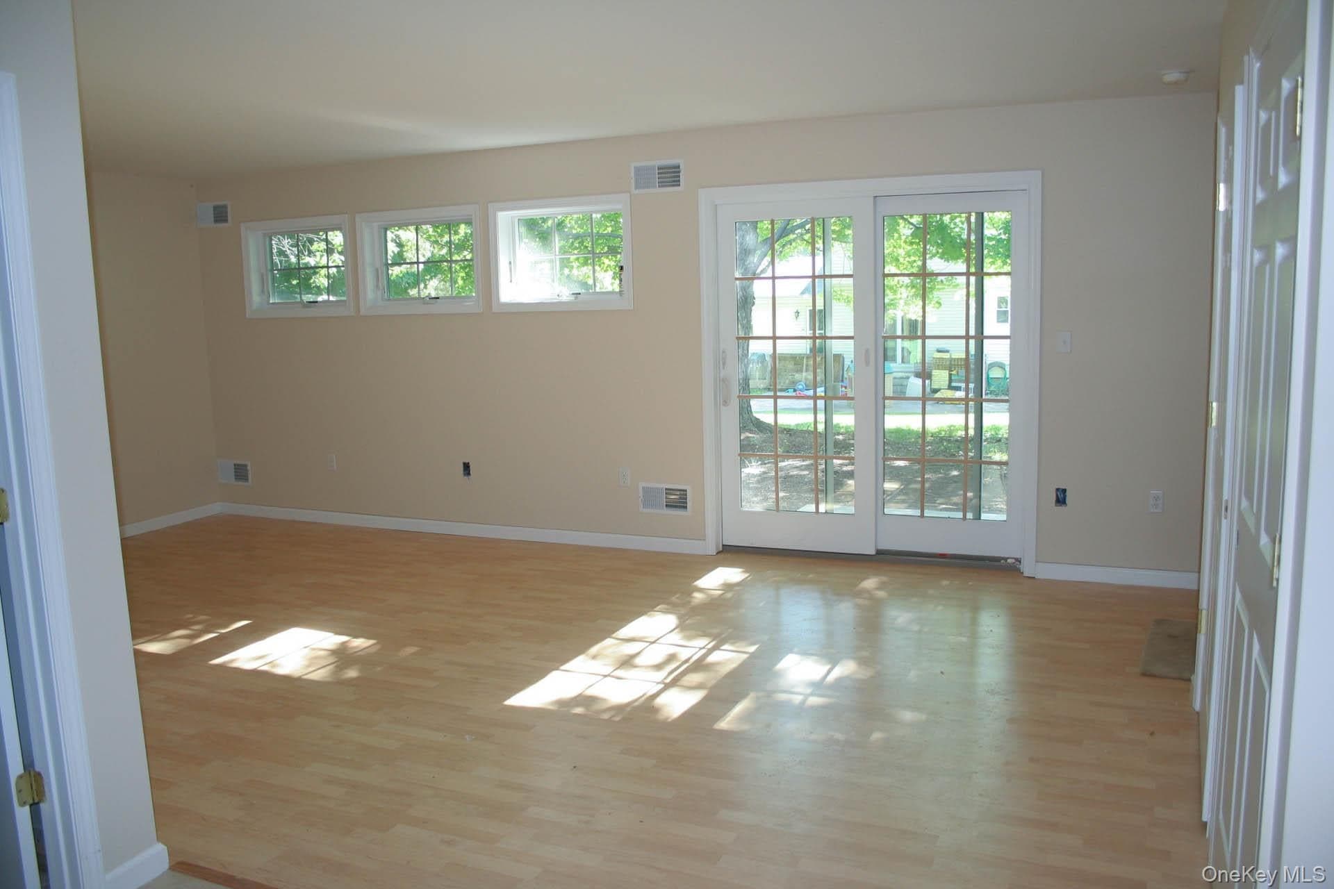 586 Union Road thumbnail 25