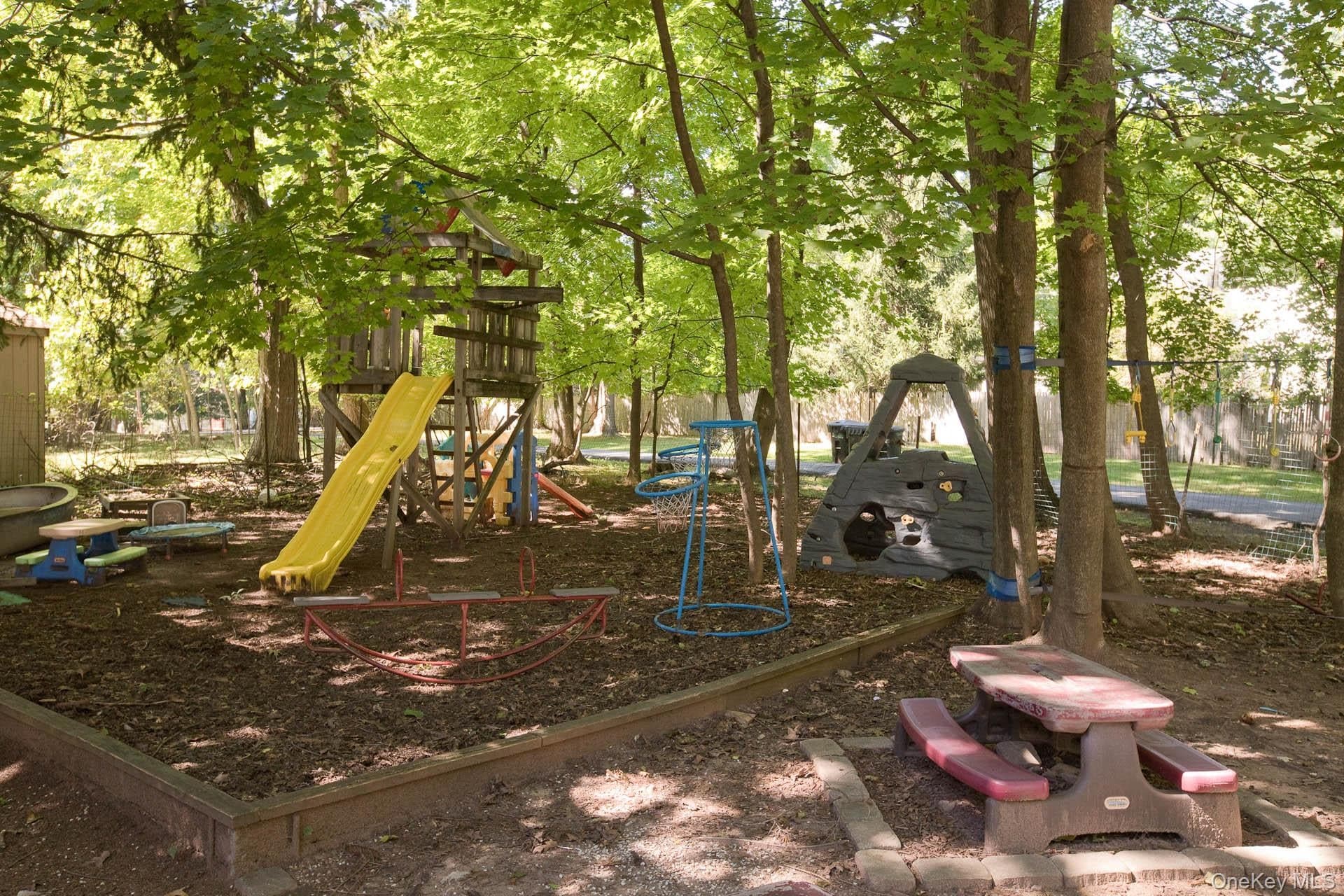 586 Union Road thumbnail 5