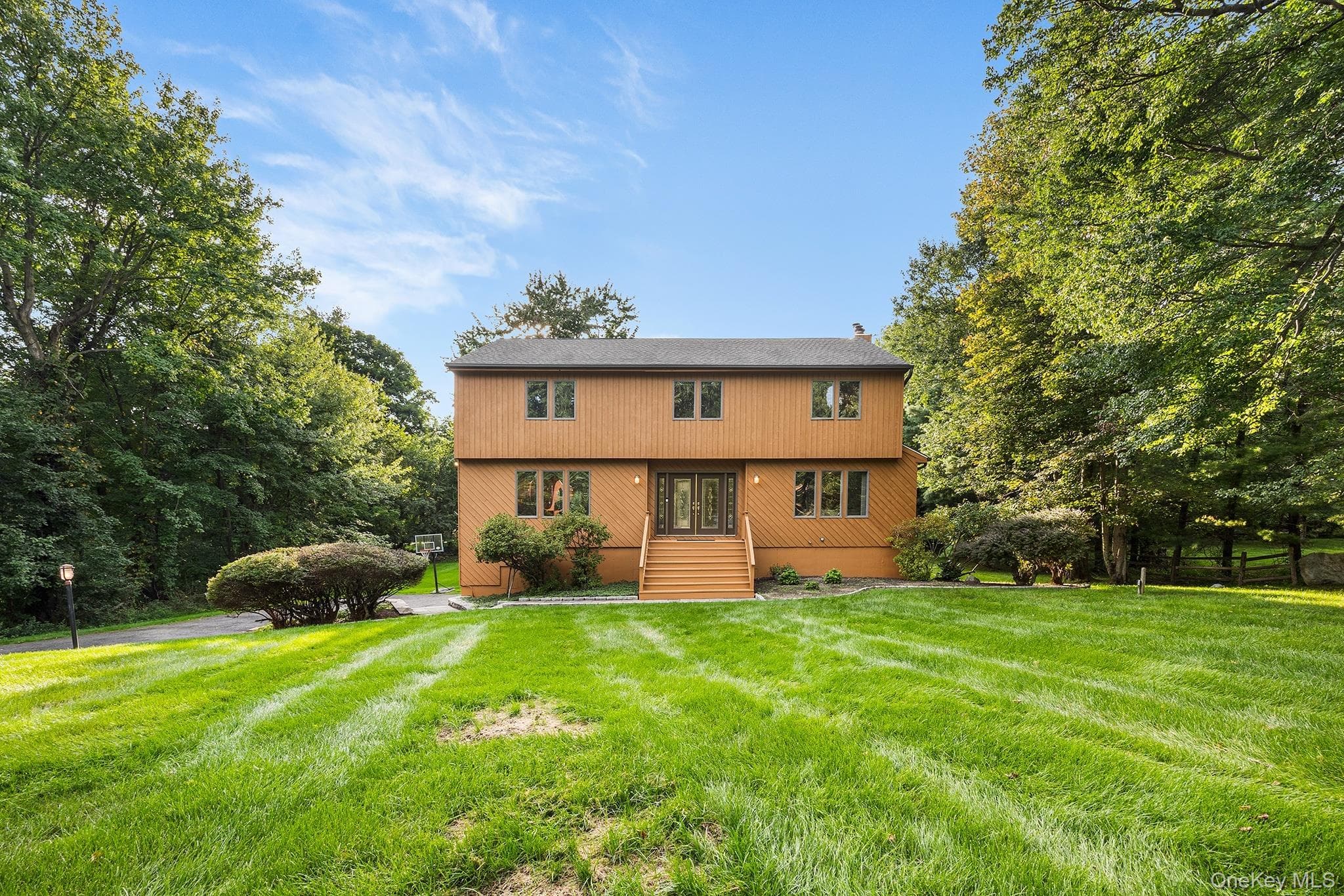 5 Rome Court, Cortlandt Manor
