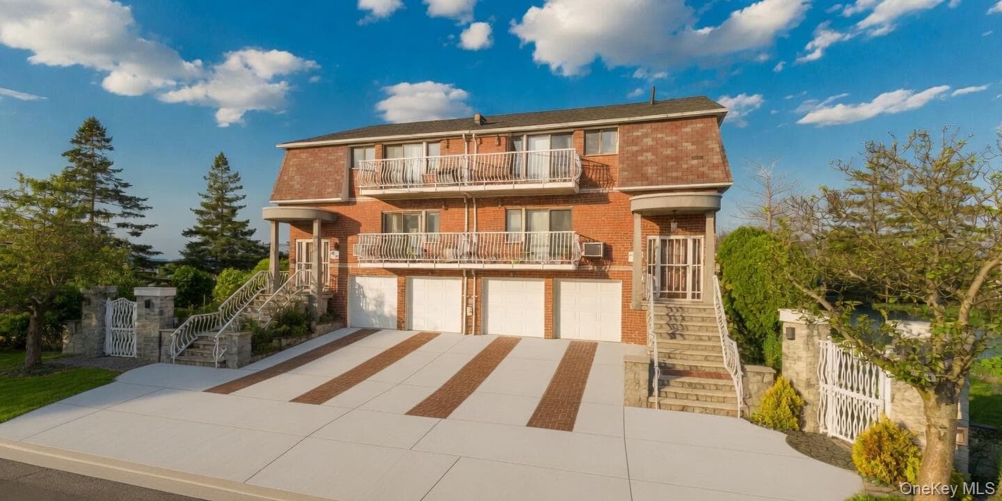 15754 95th Street, Howard Beach
