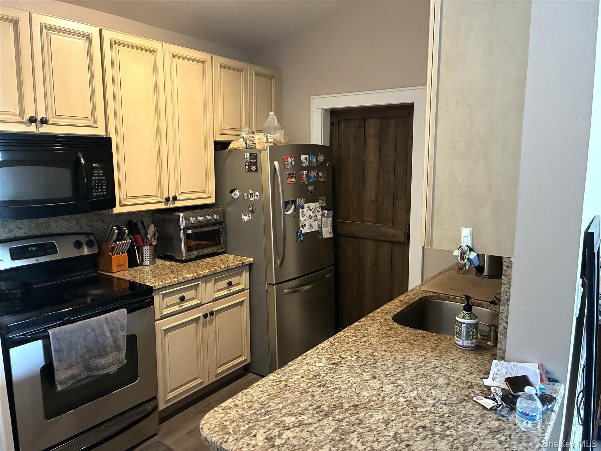 185 W Park Avenue Unit: 200 thumbnail 7