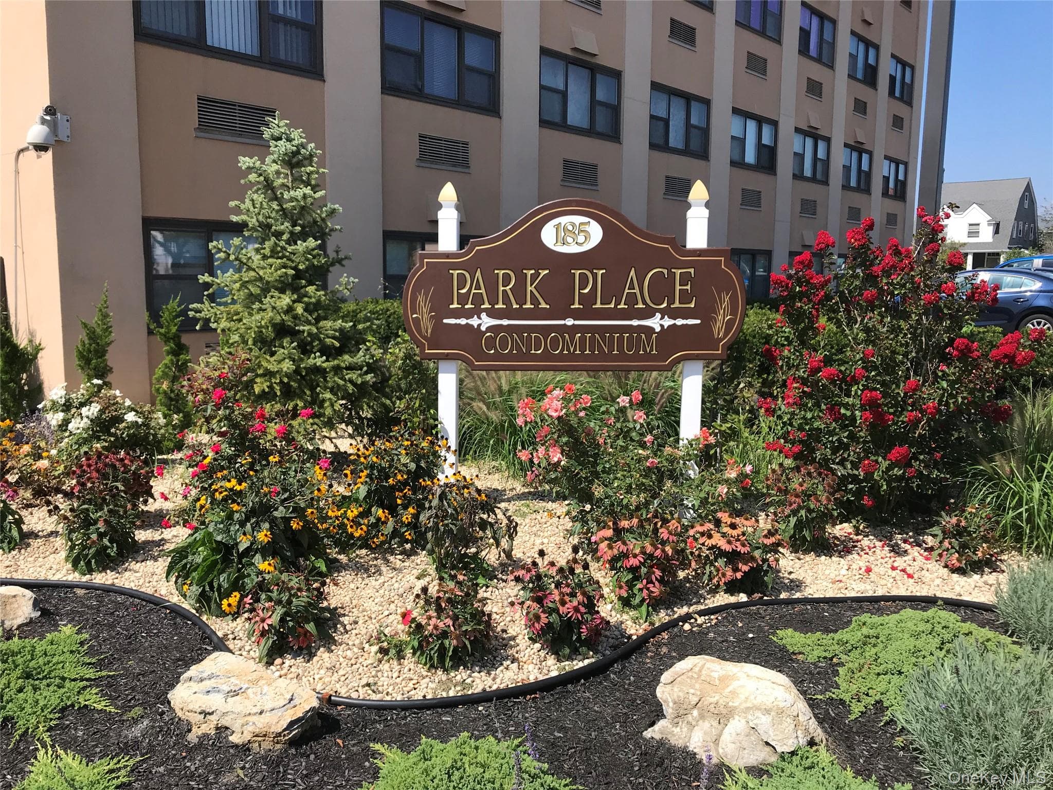 185 W Park Avenue Unit: 200 thumbnail 22