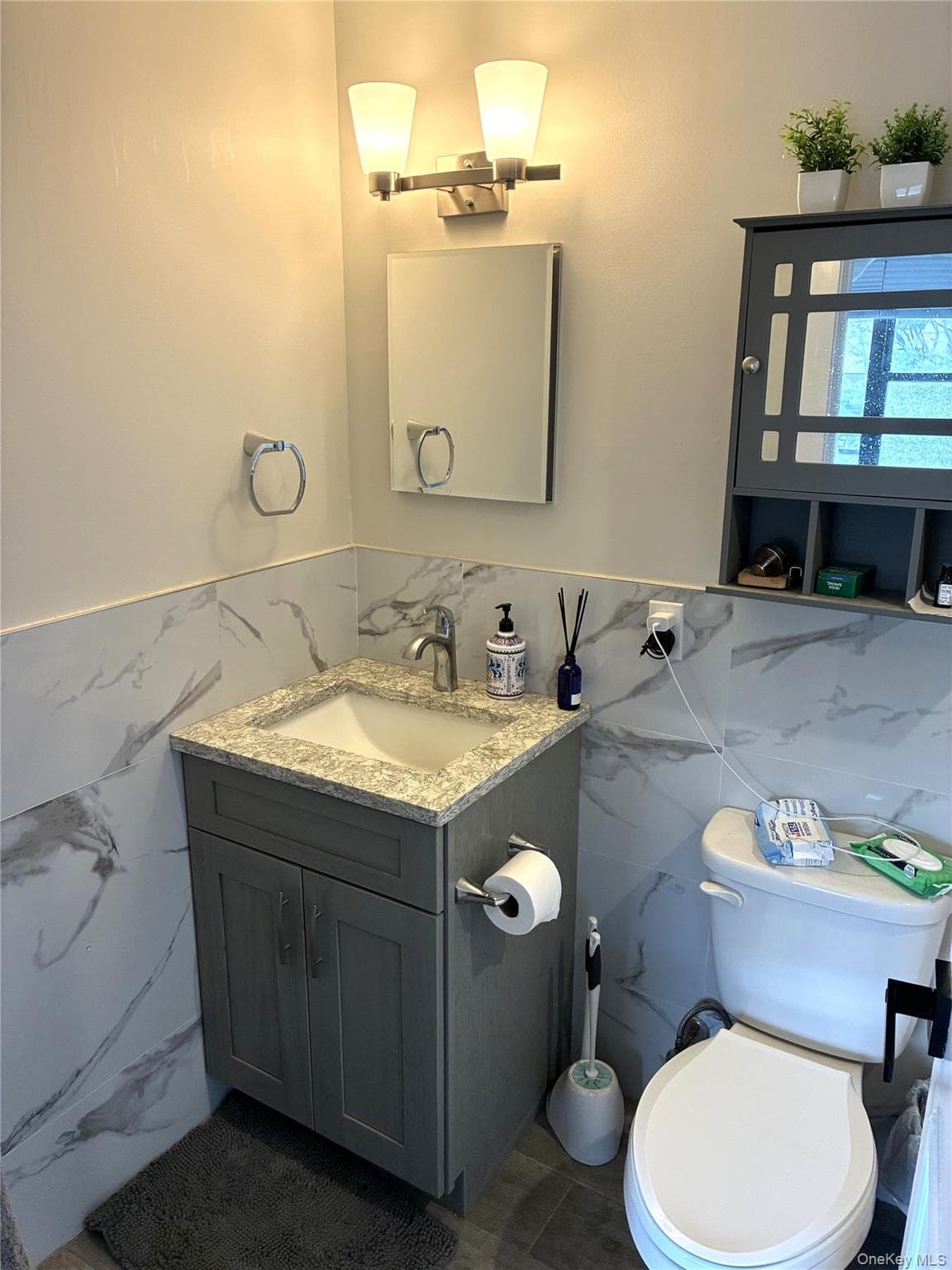 185 W Park Avenue Unit: 200 thumbnail 11