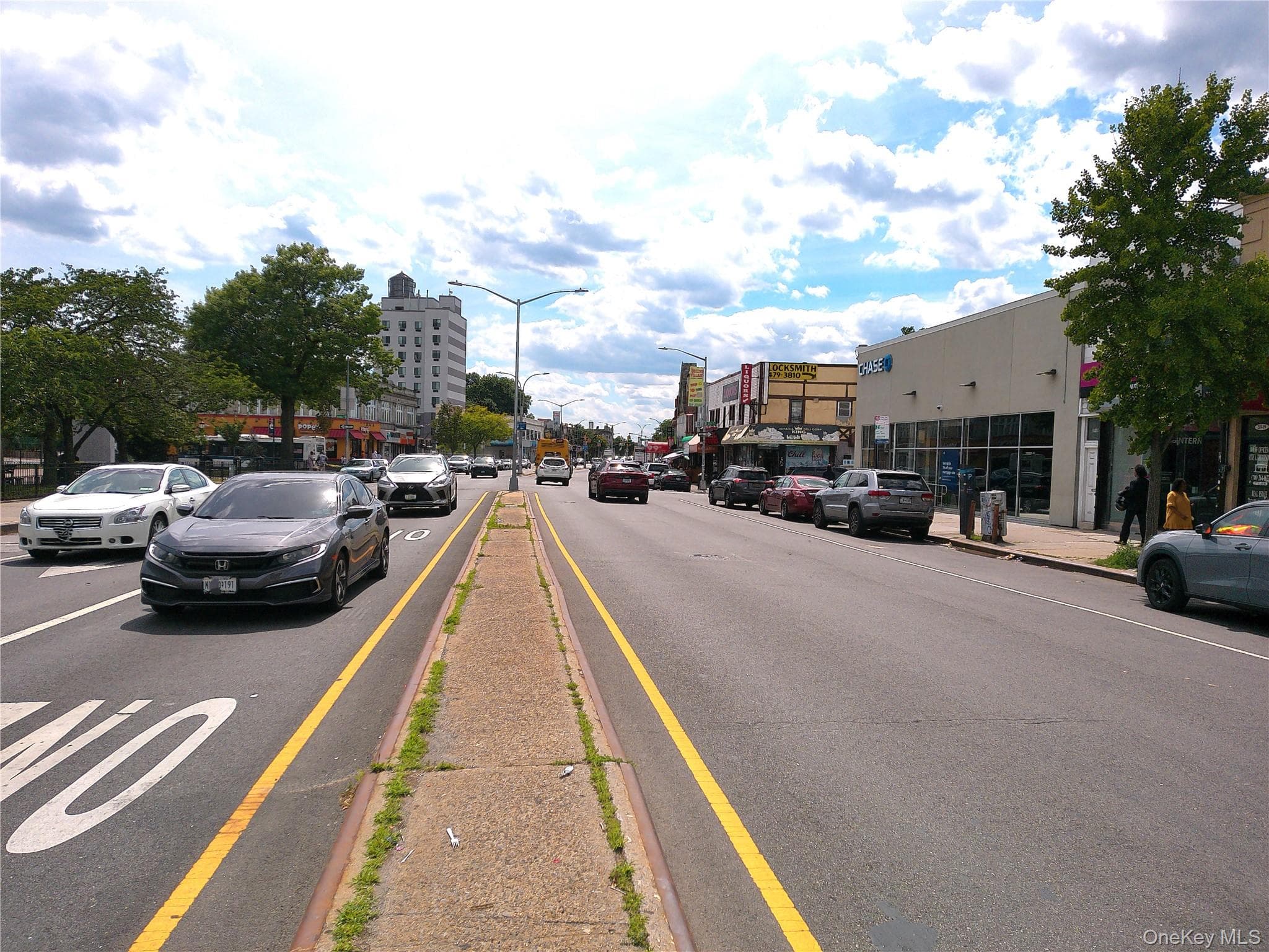 9227 Springfield Boulevard thumbnail 17