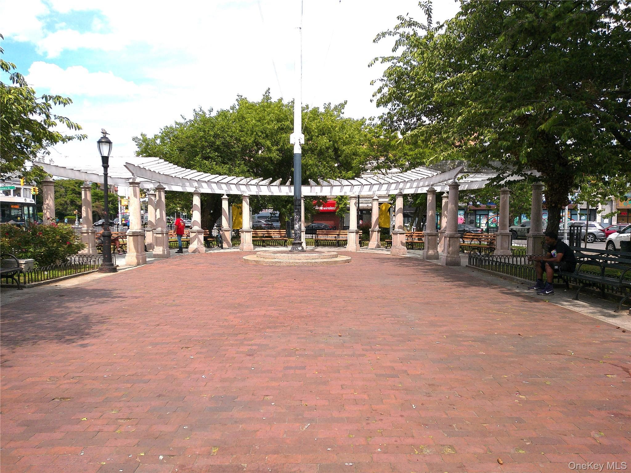 9227 Springfield Boulevard thumbnail 14