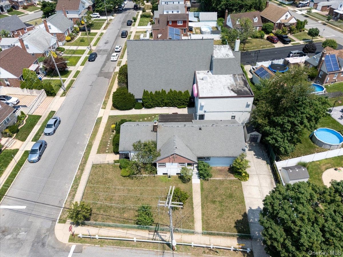 215 N Hillside Avenue thumbnail 4