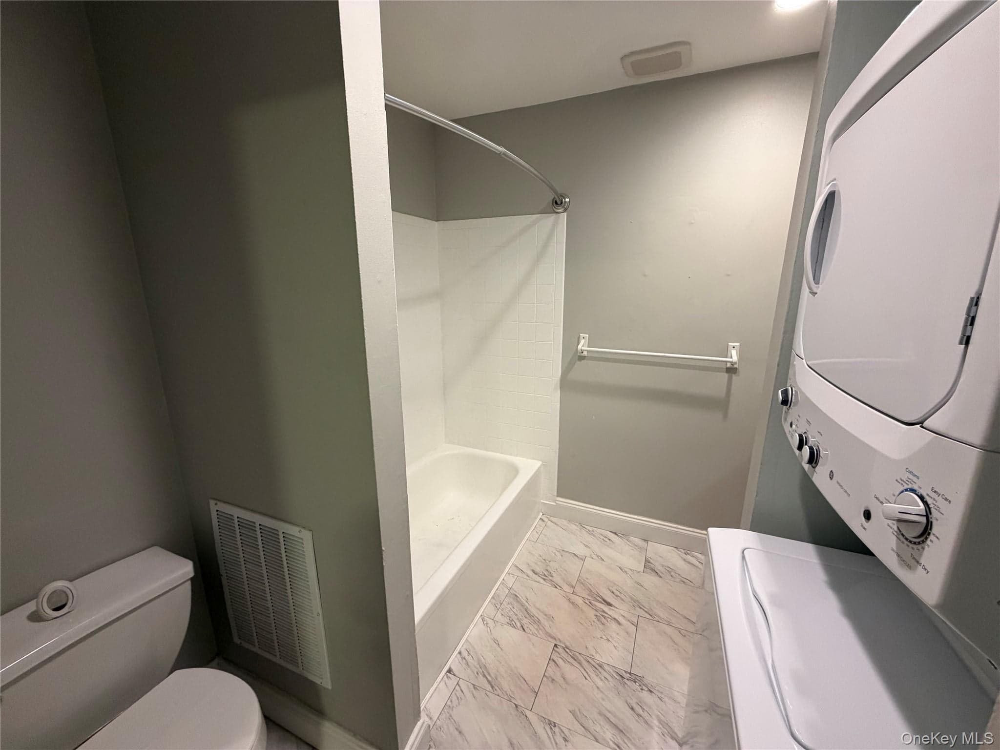 14 Fern Court Unit: H thumbnail 5
