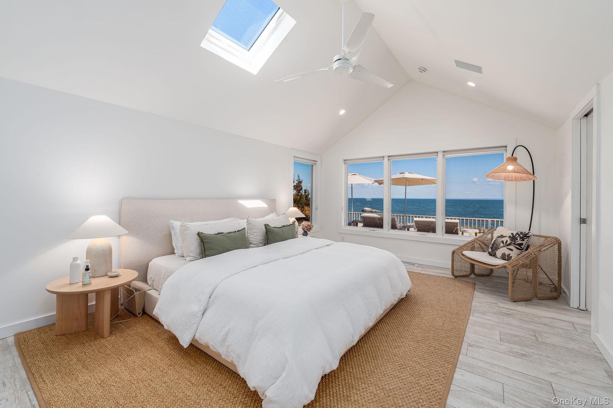 21515 Soundview Avenue thumbnail 20
