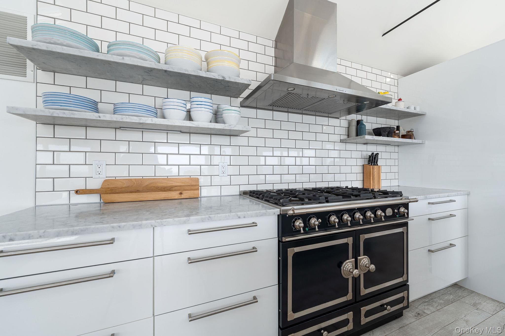 21515 Soundview Avenue thumbnail 10