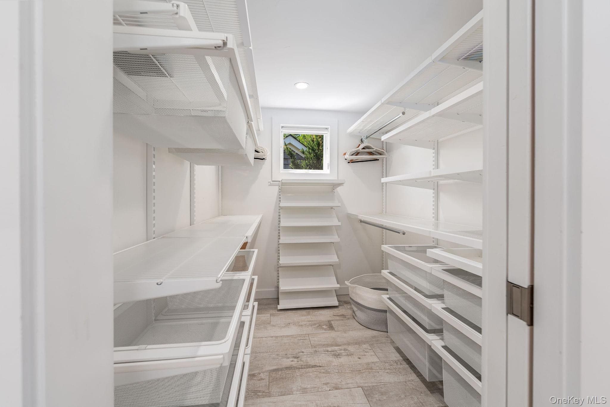 21515 Soundview Avenue thumbnail 28