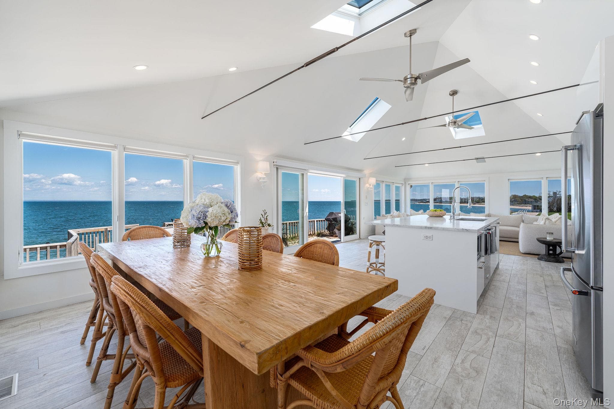 21515 Soundview Avenue thumbnail 12