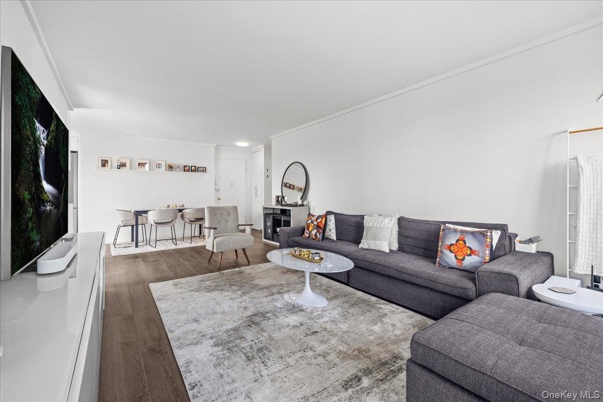 555 Kappock Street Unit: 6P thumbnail 3