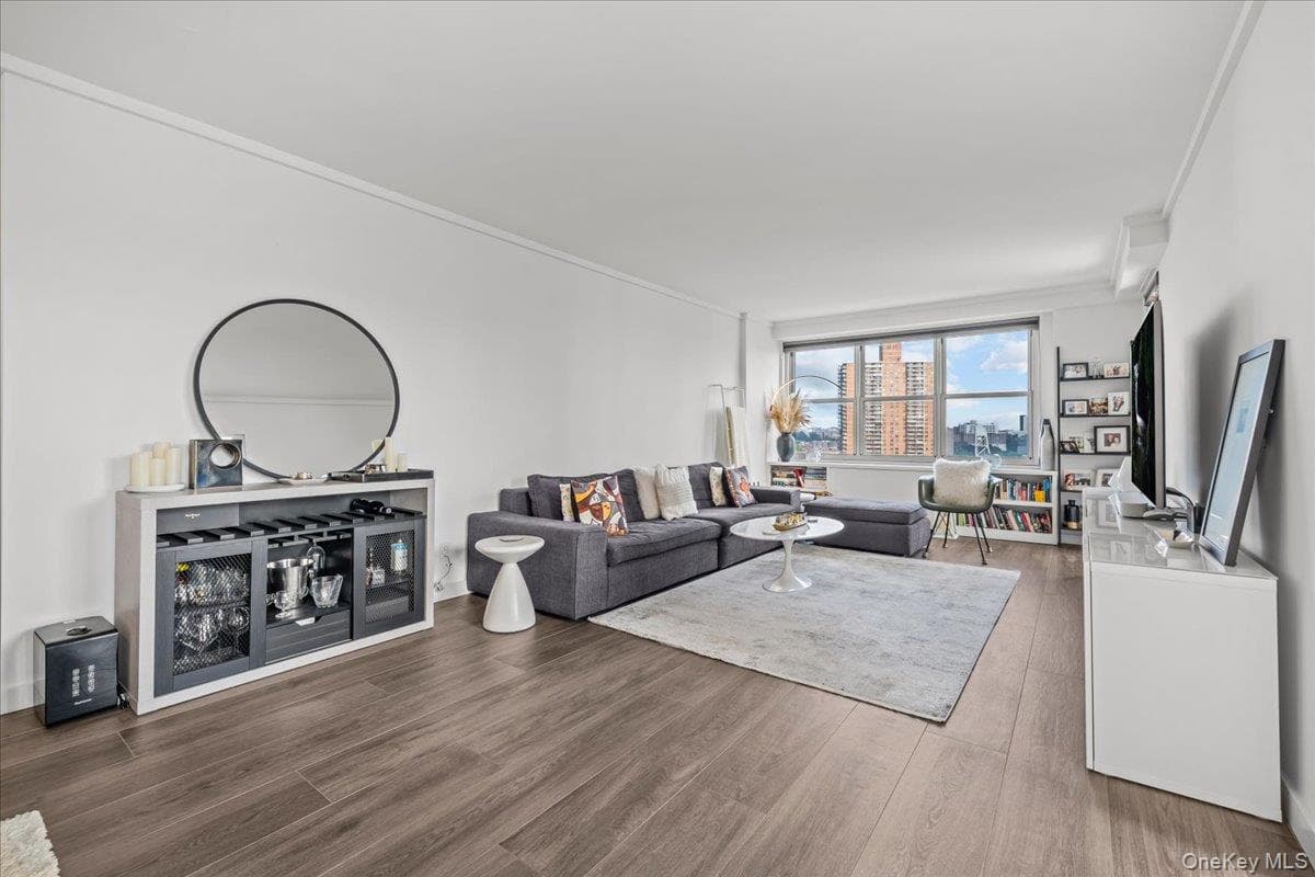 555 Kappock Street Unit: 6P thumbnail 4