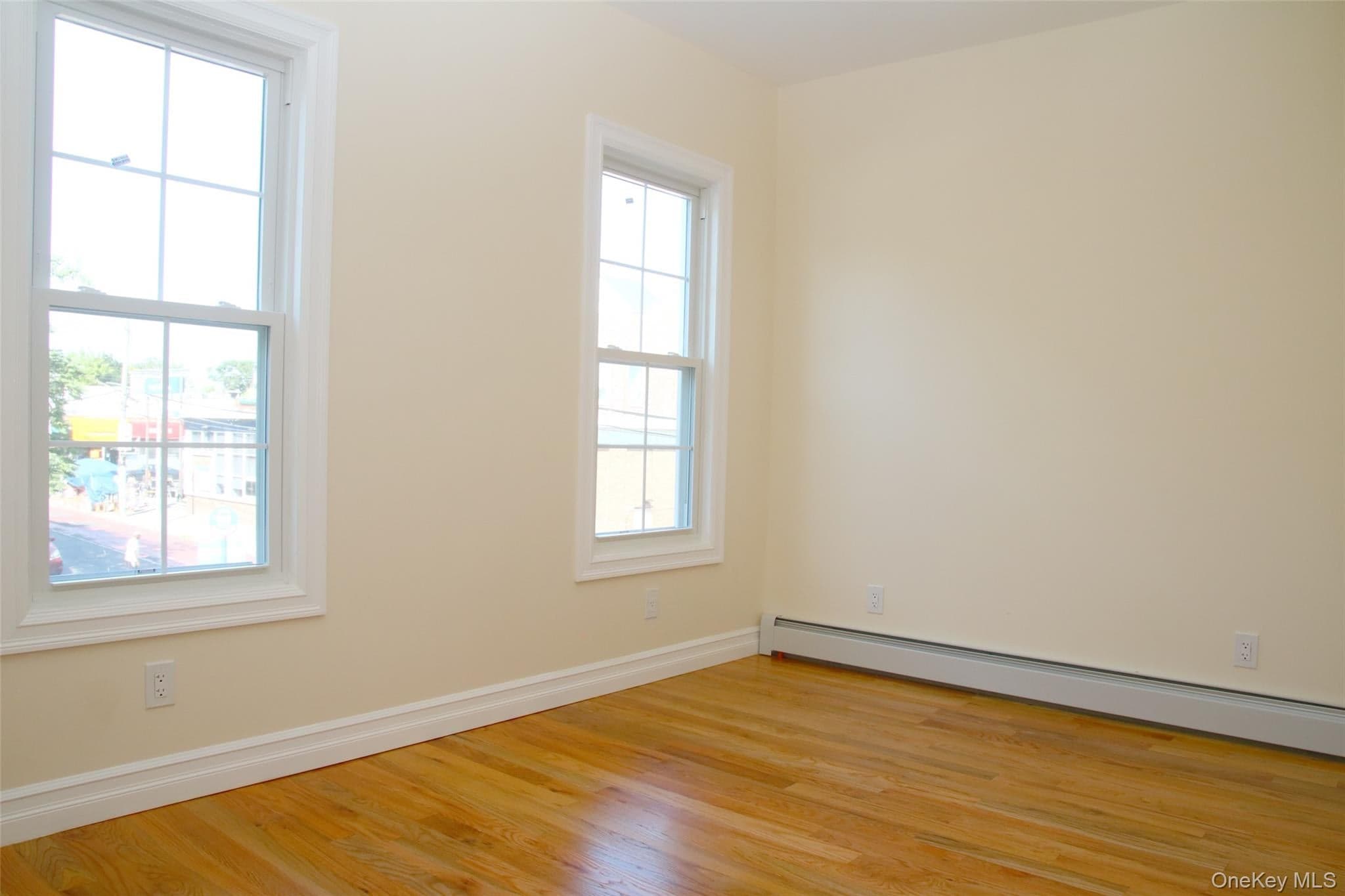 1048 E 98th Street thumbnail 10