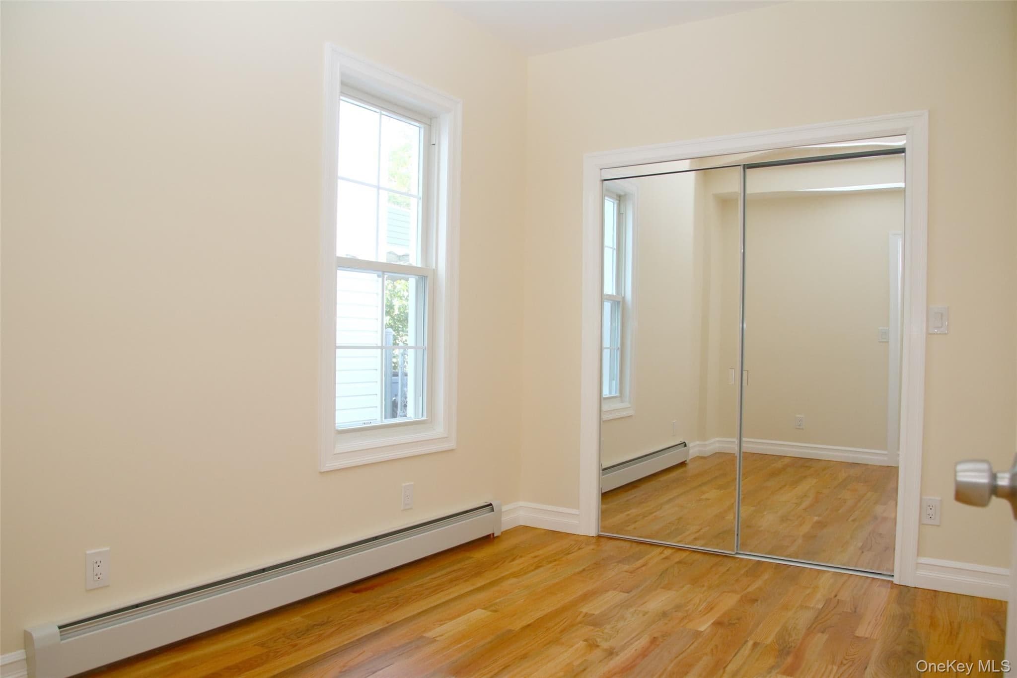 1048 E 98th Street thumbnail 6