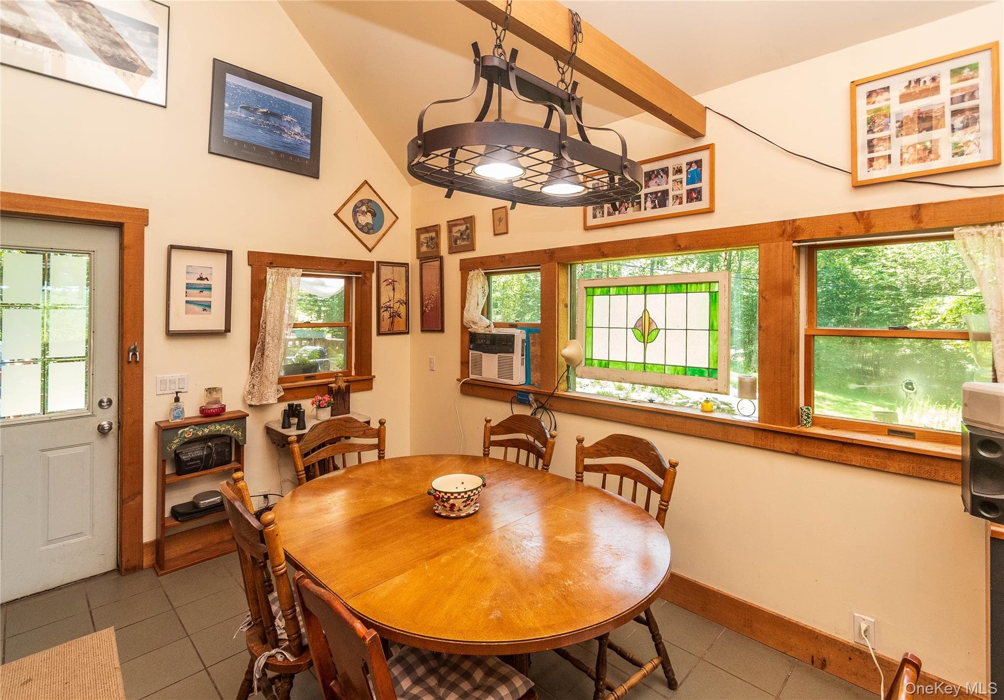 885 Grandview Road thumbnail 33