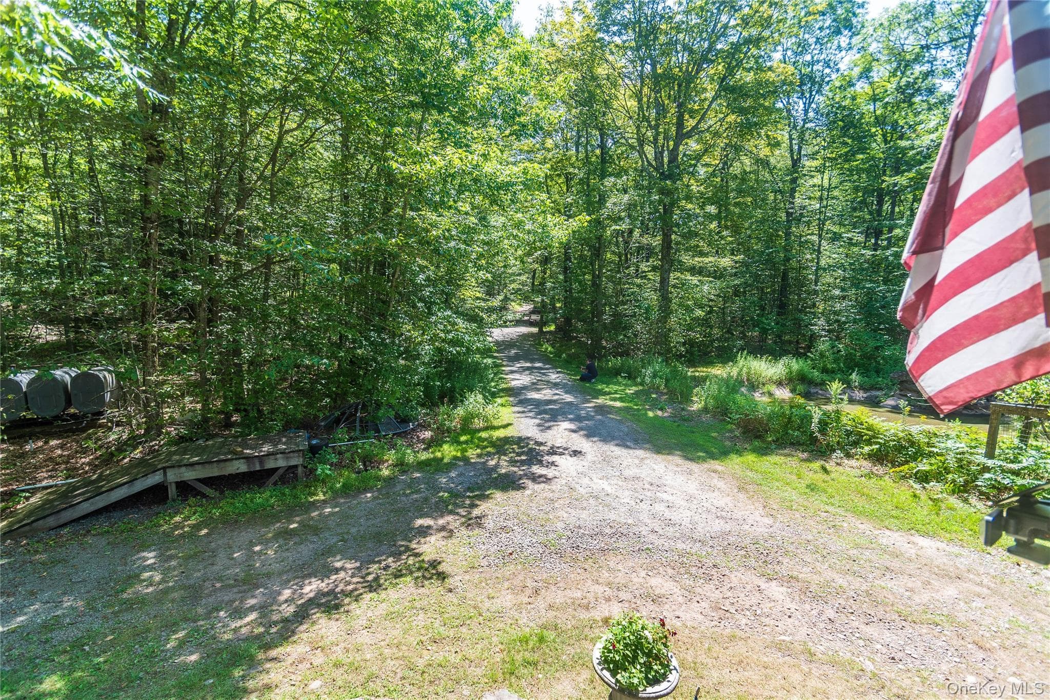 885 Grandview Road thumbnail 11