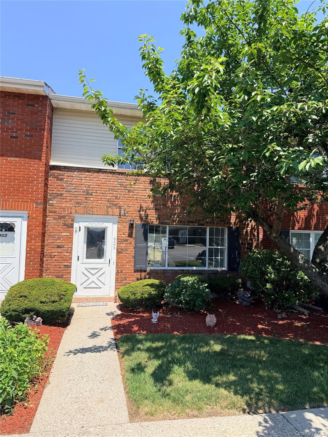 276 Temple Hill Road Unit: 906 thumbnail 2