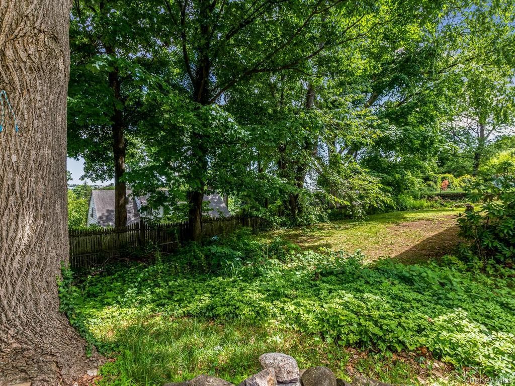 130 Lasalle Drive thumbnail 28