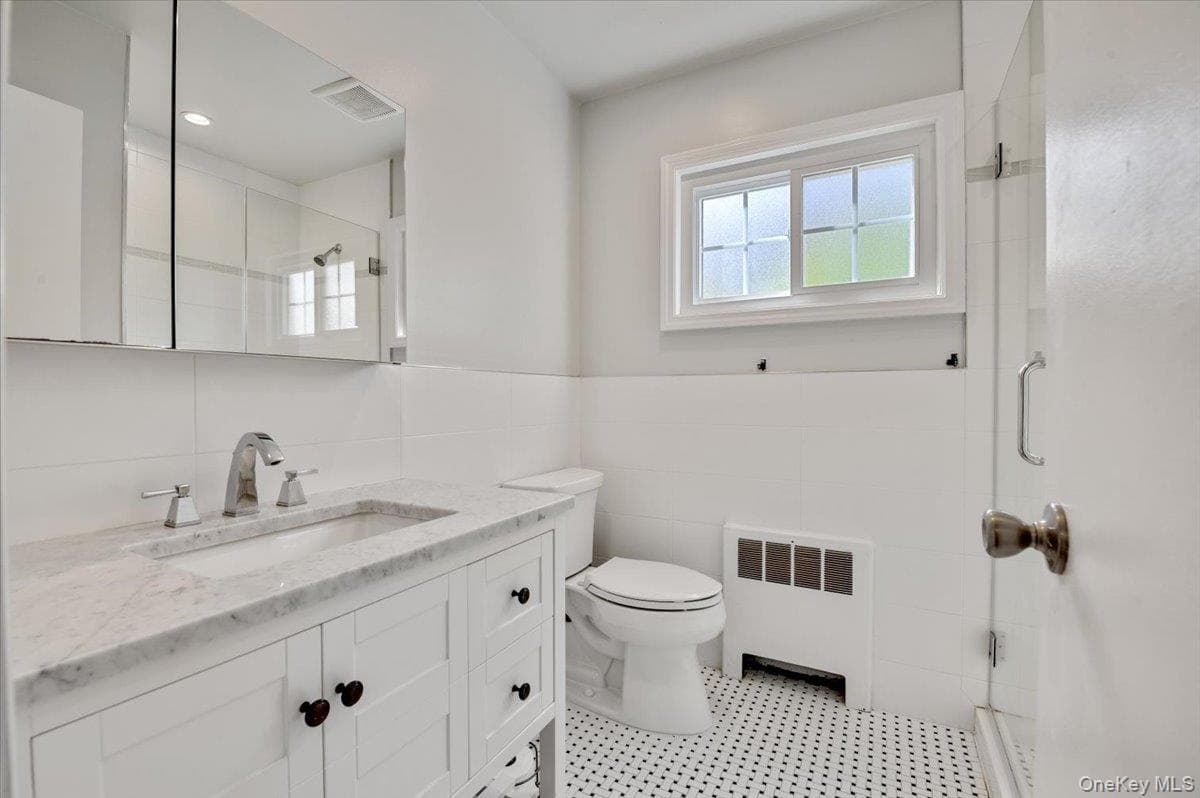 845 E Walnut Street thumbnail 17