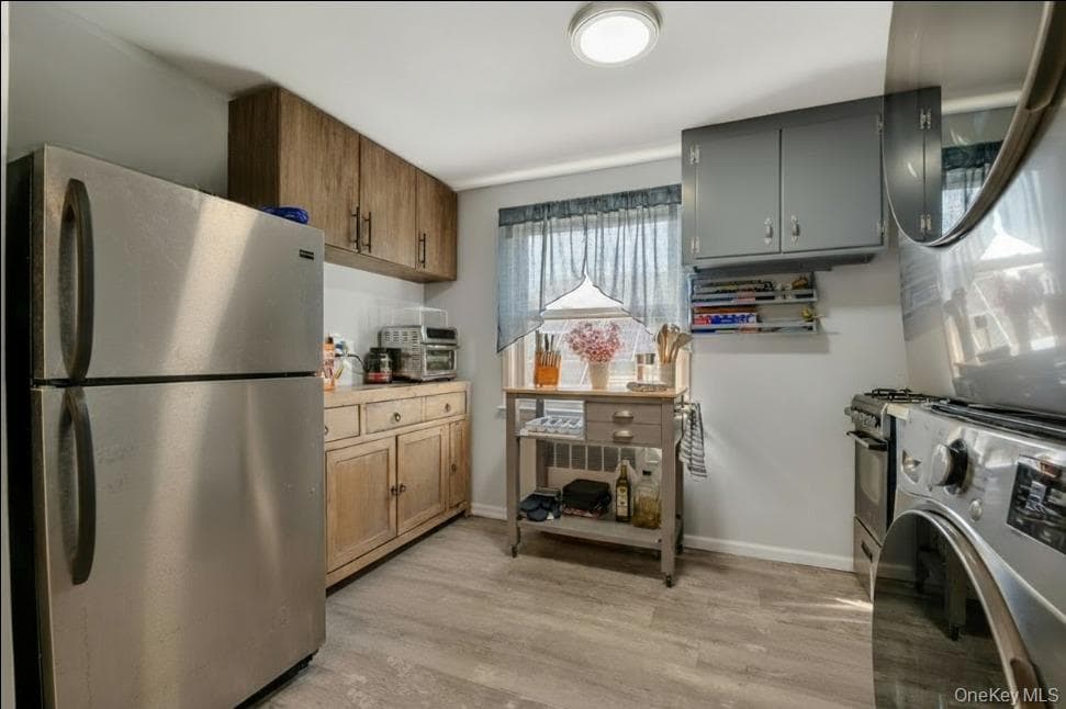845 E Walnut Street thumbnail 26
