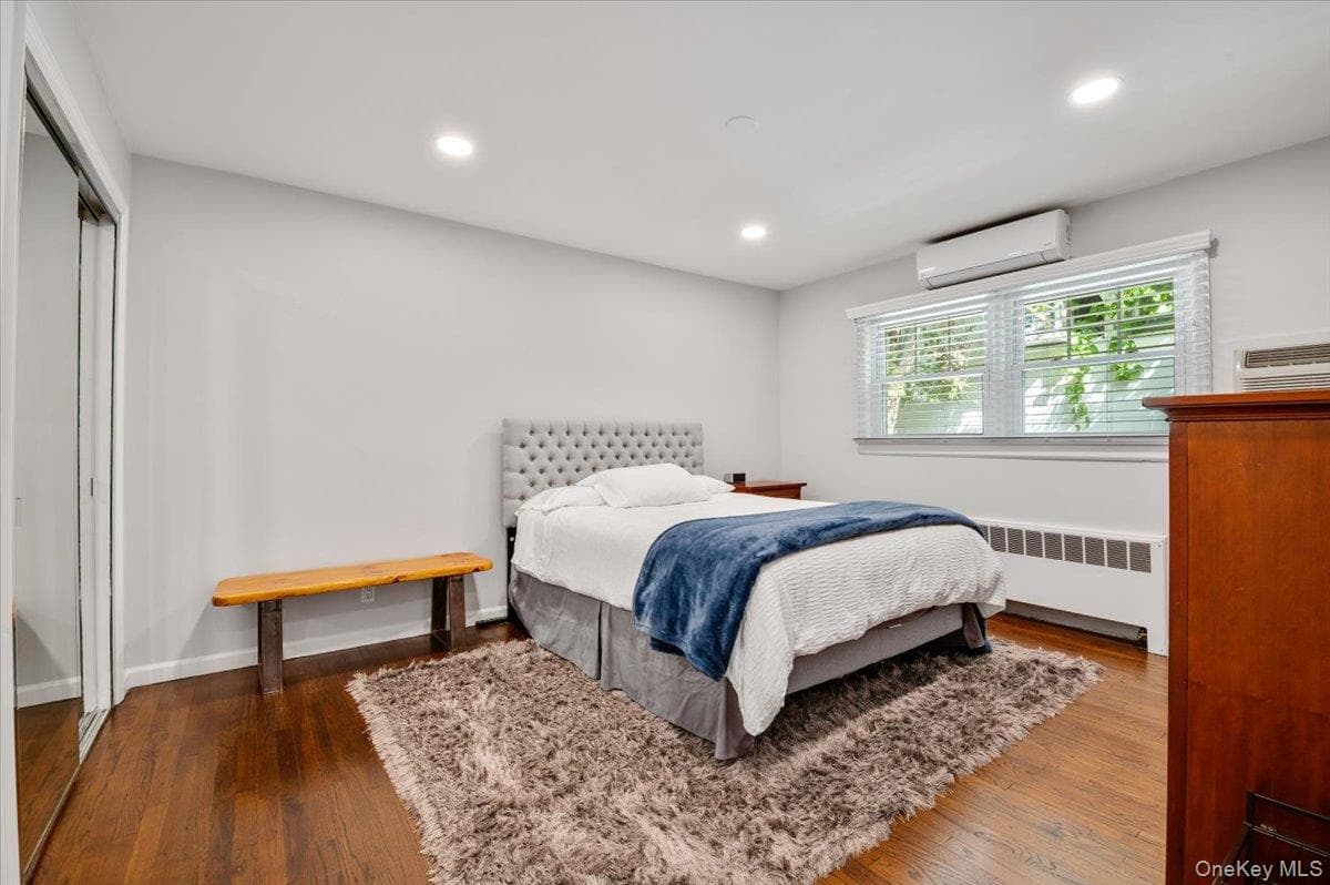 845 E Walnut Street thumbnail 14