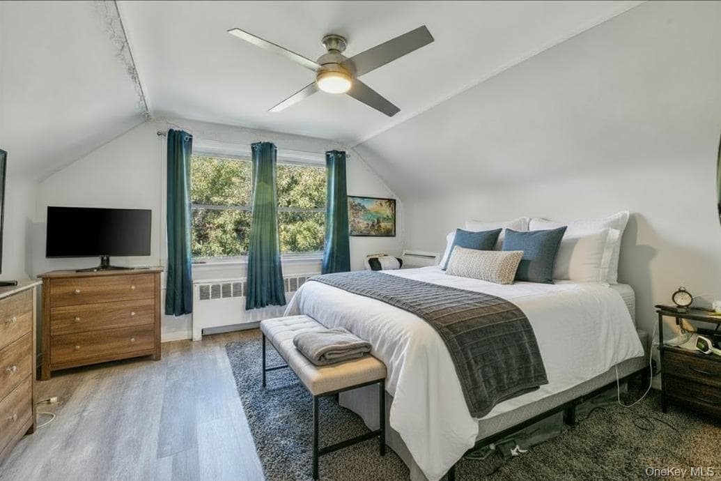 845 E Walnut Street thumbnail 23
