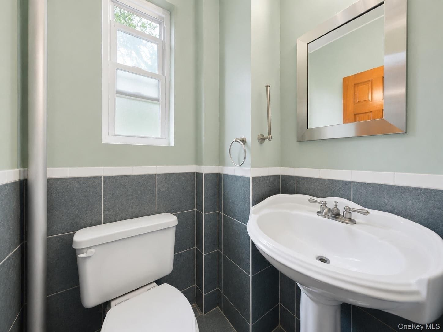 210 Brooklyn Avenue thumbnail 26