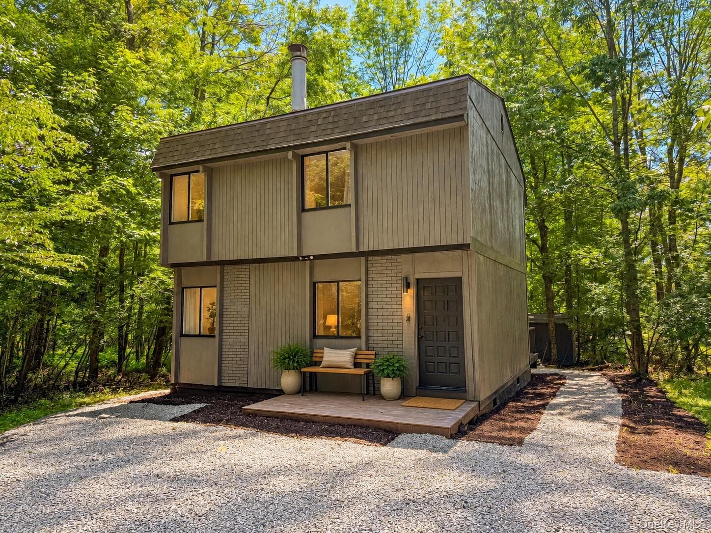 9 Lake Drive, Parksville
