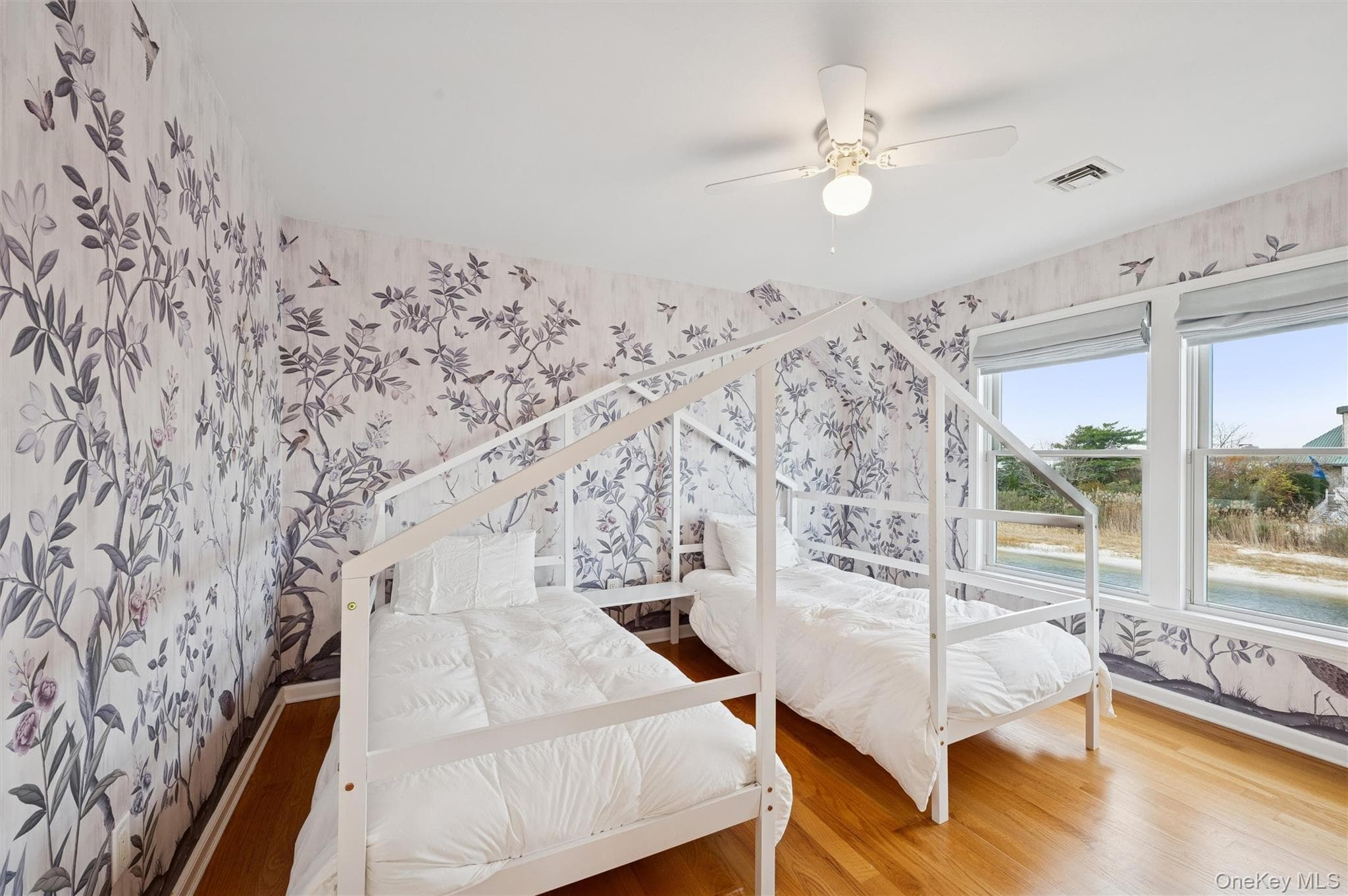112 Pine Avenue thumbnail 14