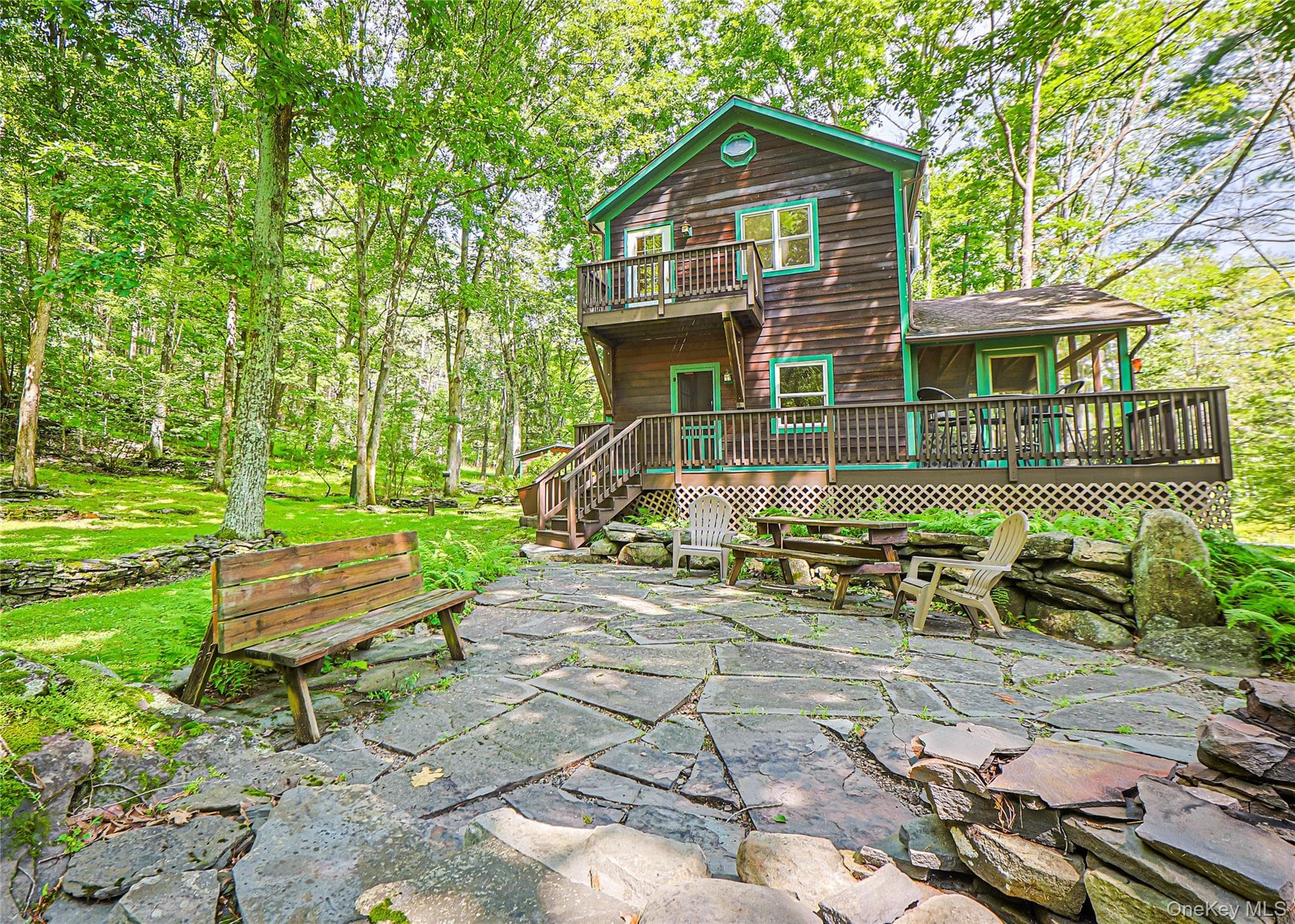345 Dug Road, Accord