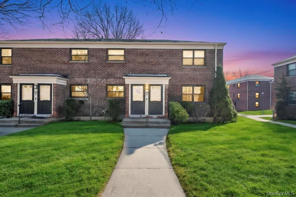 220-44 73rd Avenue Ave Unit: 26A1 thumbnail 17