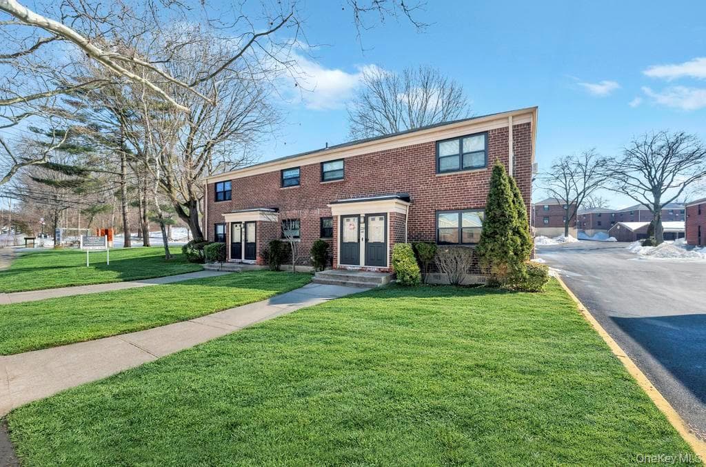 220-44 73rd Avenue Ave Unit: 26A1 thumbnail 3