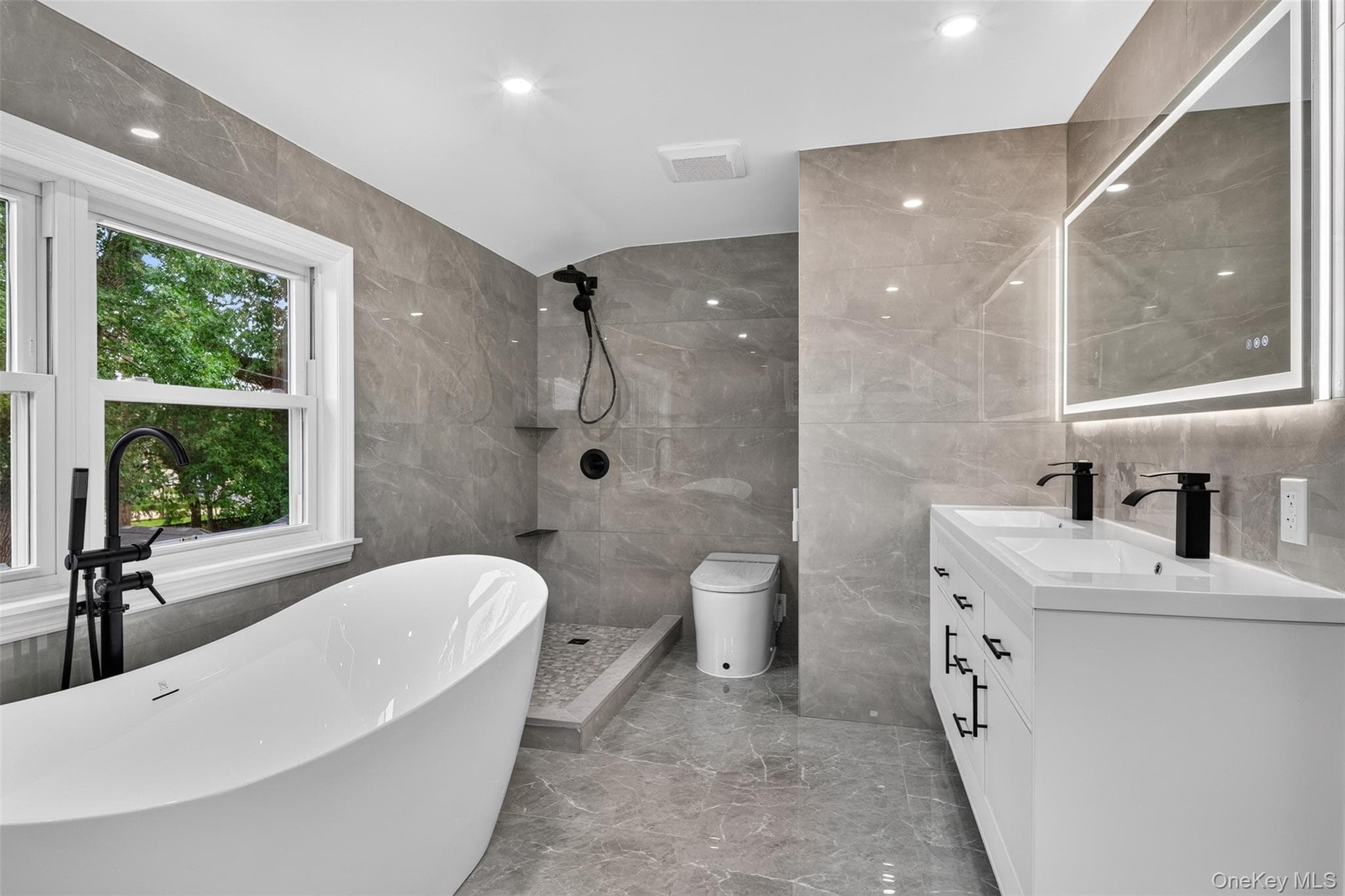 58 Willets Drive thumbnail 14